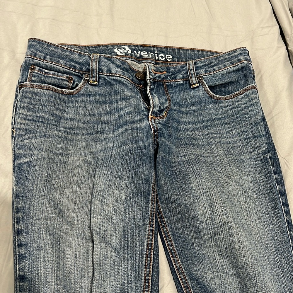 Bullhead Venice Skinny jeans. Size 7 short.